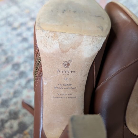 Bobbies Brown Leather Heeled Boots Quiet Luxury Canadian Made 6.5 - Picture 5 of 12